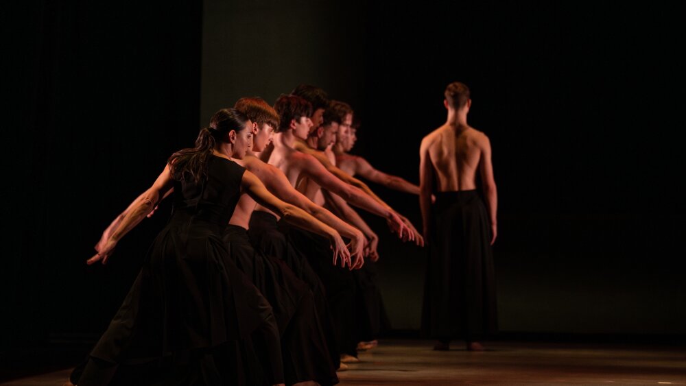 Obrázok v galérií - NDKE-KAASH-Akram-Khan-2024-Foto-Anton_Faraonov--2.jpg