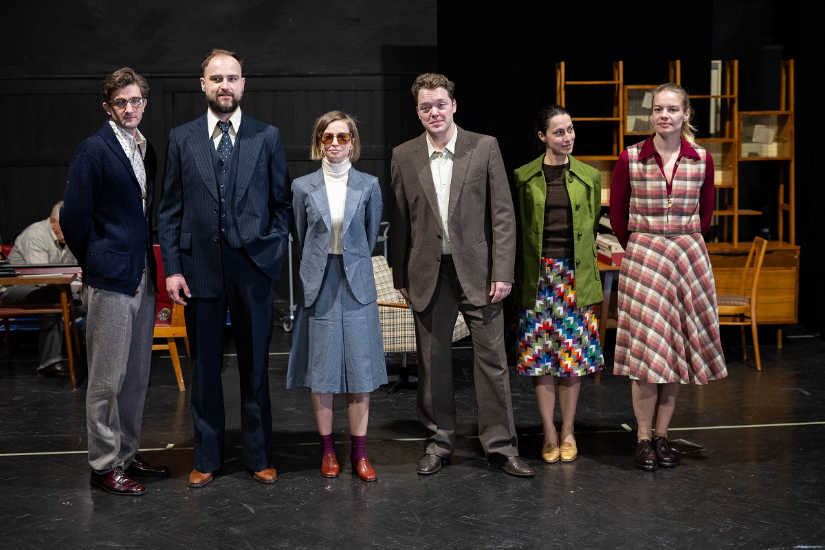 inscenácia Vojna. Mier., Mestské divadlo Žilina