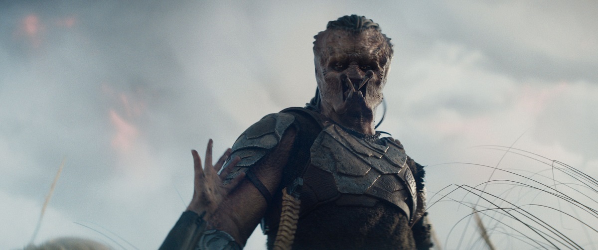 záber z filmu Predátor: Nebezpečná zóna