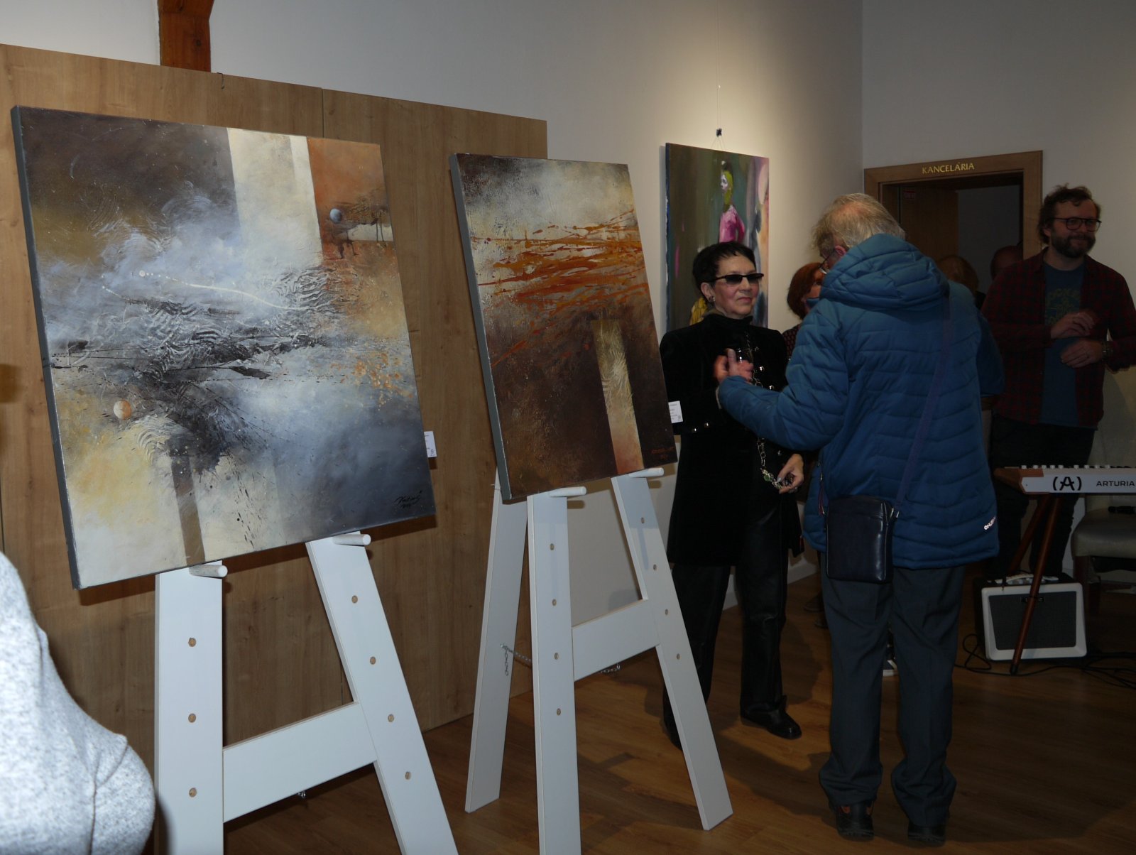 Z vernisáže vianočného salónu v Galérii Átrium v Prešove.